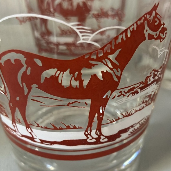 Set of 4 Kentucky Derby Club winner horse glasses vintage?? - Picture 6 of 8